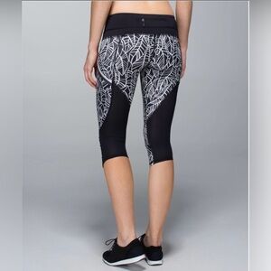 Lululemon Run A Marathon Crop II